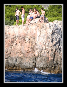 [Click to enlarge image]